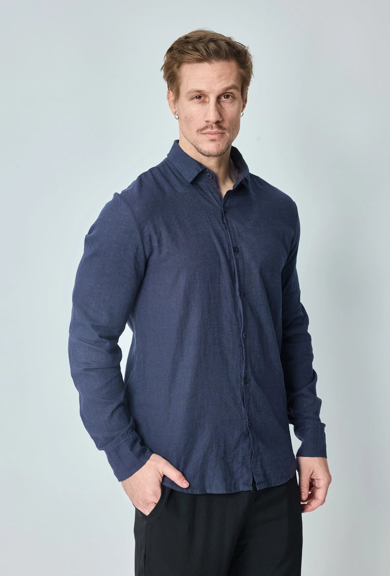 Long-sleeved plain linen shirt