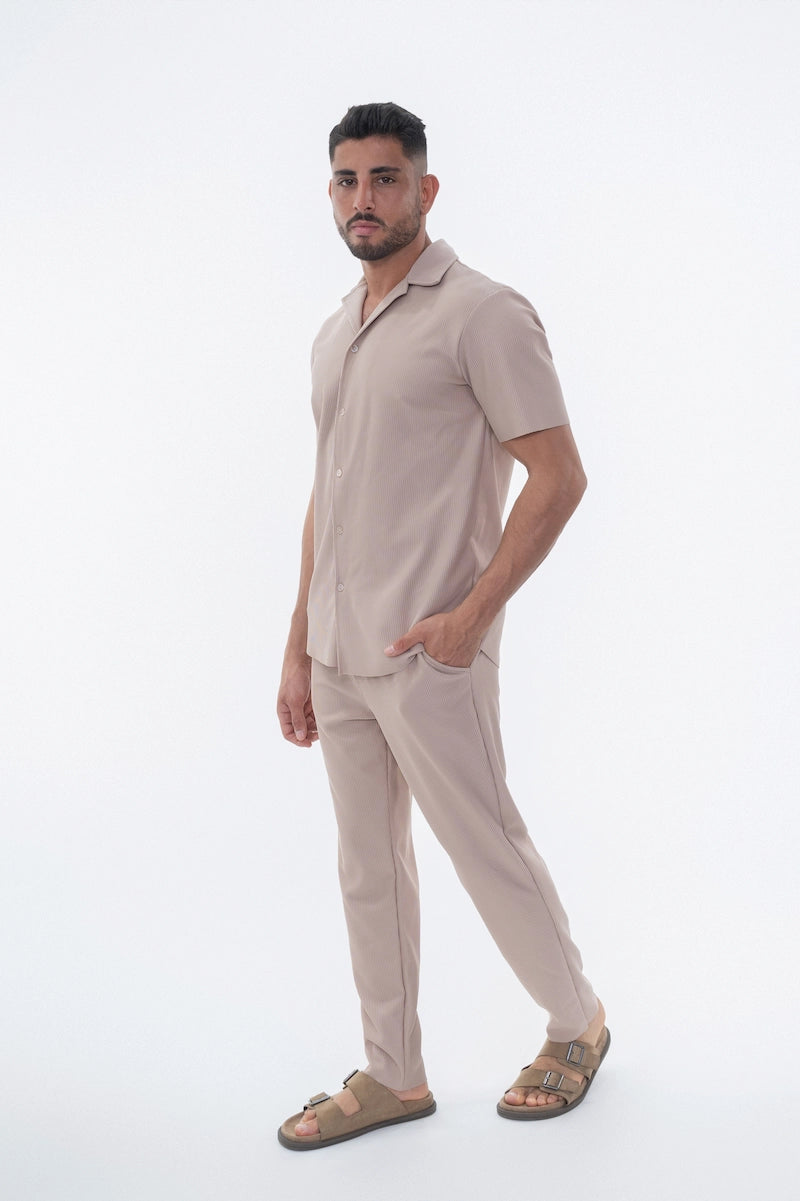 Ensemble uni plissé chemise pantalon