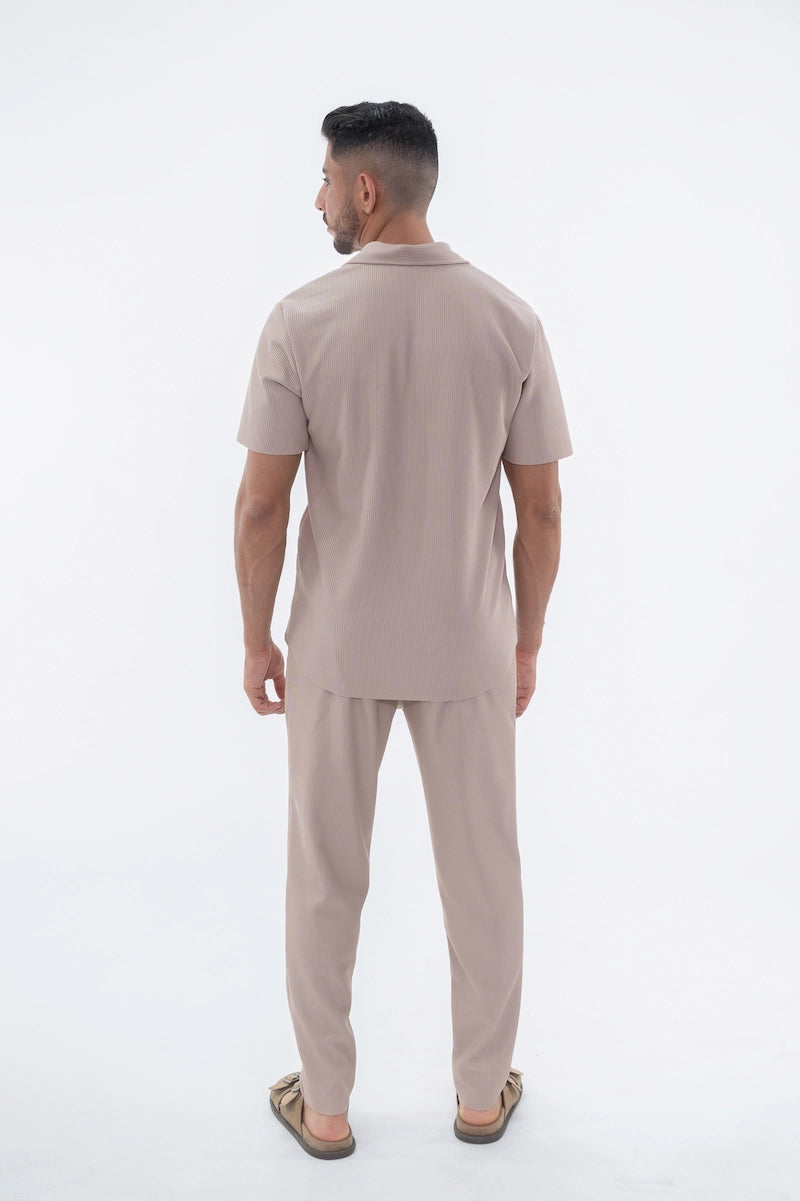 Ensemble uni plissé chemise pantalon