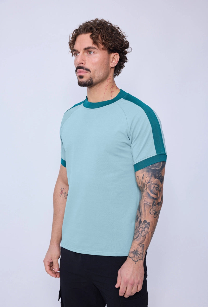 Short-sleeved t-shirt