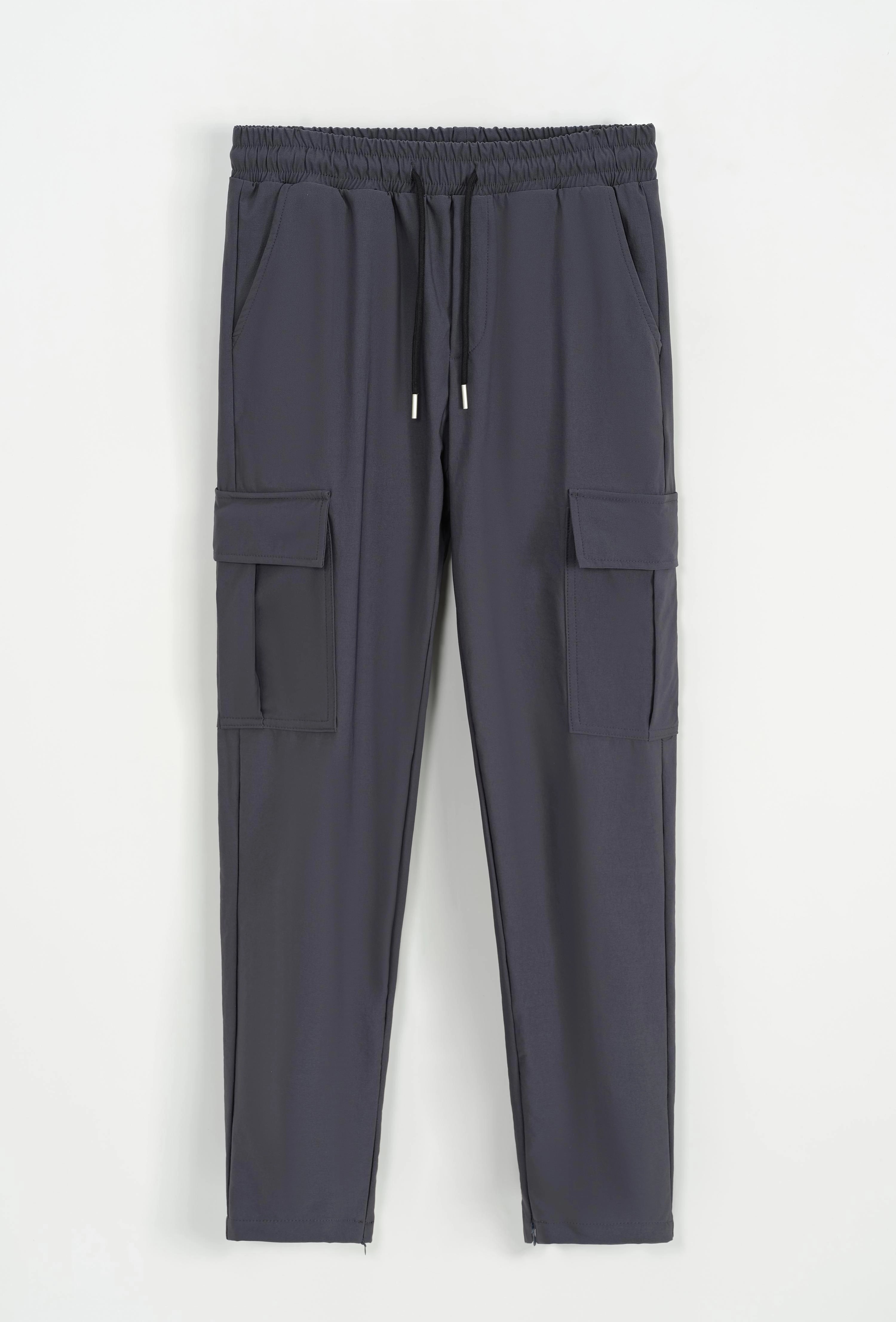 Adjustable pants with drawstring at the waist