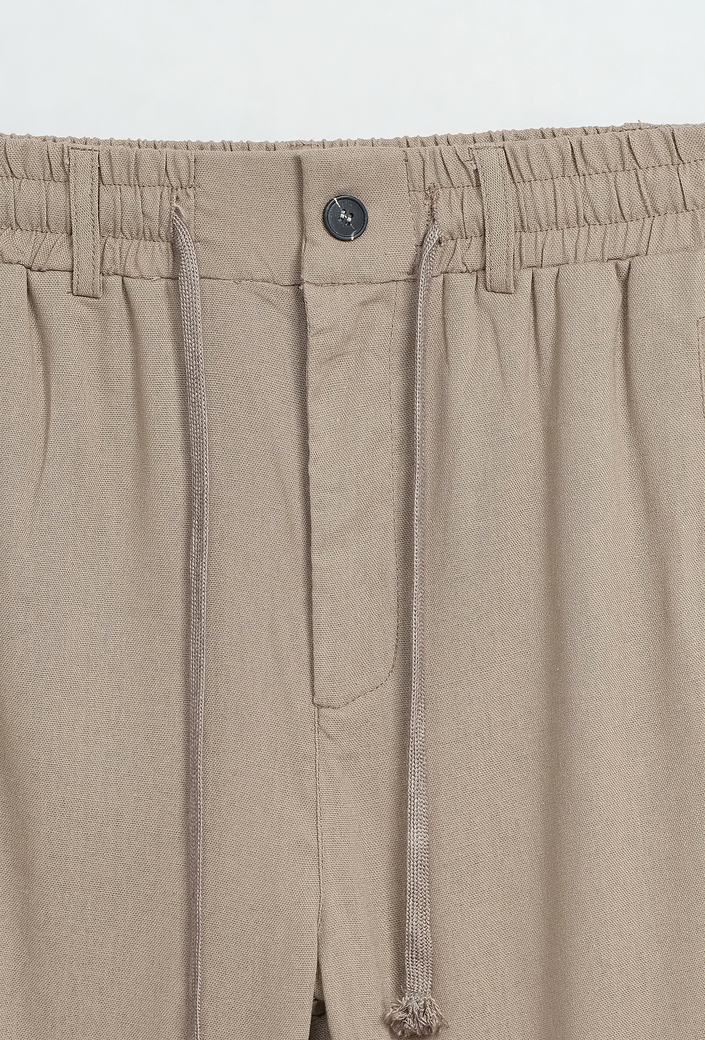 Pantalon cargo uni avec coupe droite