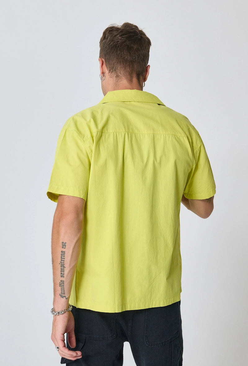 Plain short-sleeved shirt