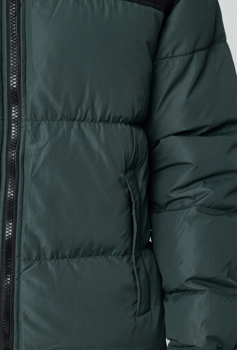 Short puffer down jacket with removable hood