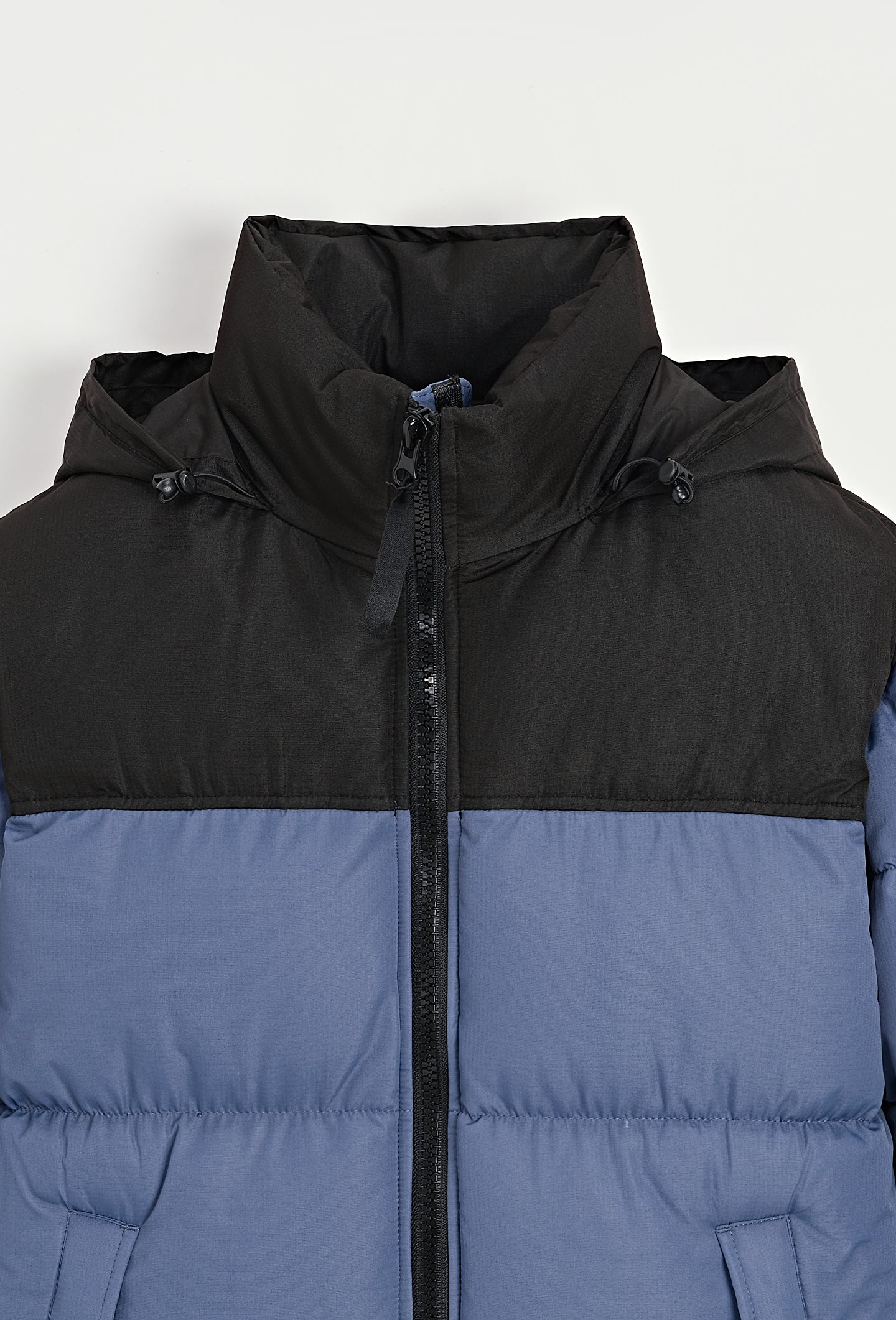 Short puffer down jacket with removable hood