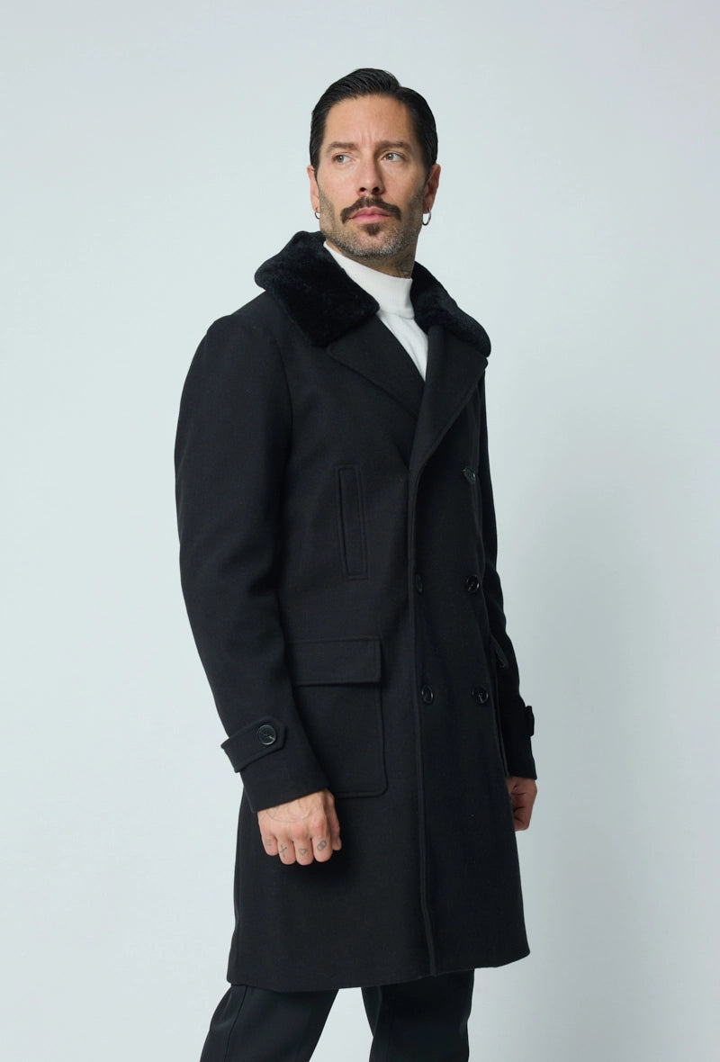 Manteau boutonné col à fourrure