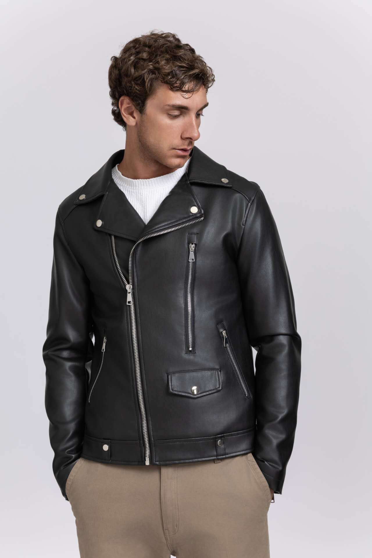 Leather-look zipped jacket