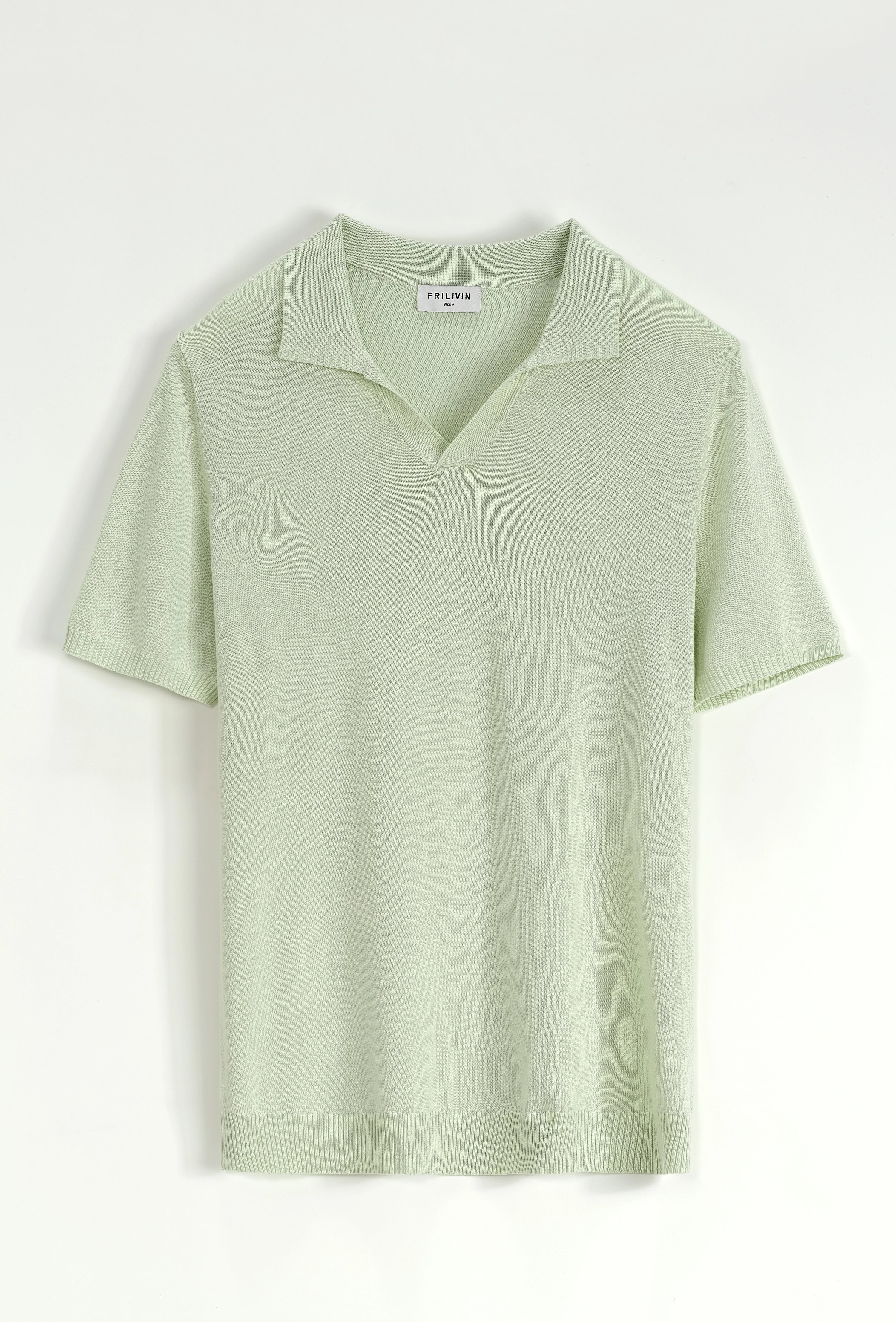 Short-sleeved plain knitted polo shirt