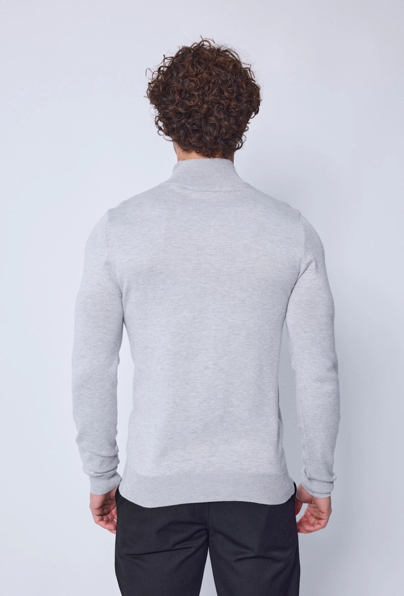 Long-sleeved plain knit sweater