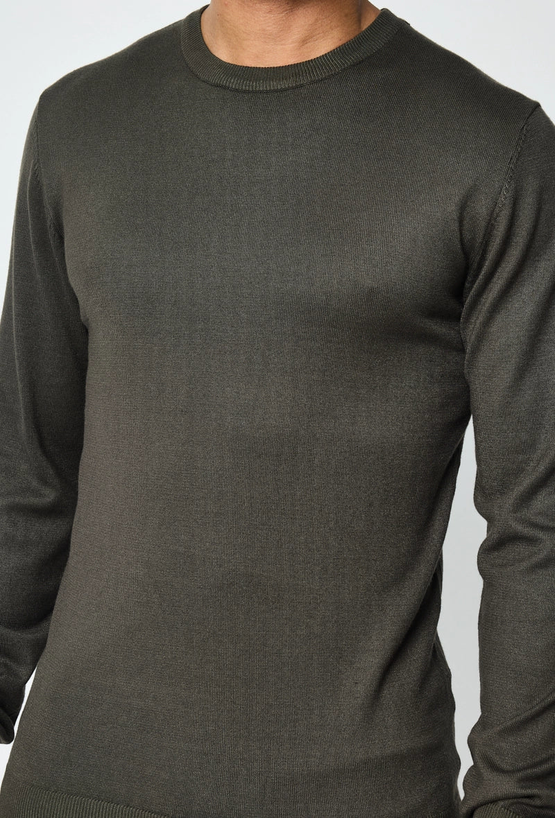 Plain round neck sweater