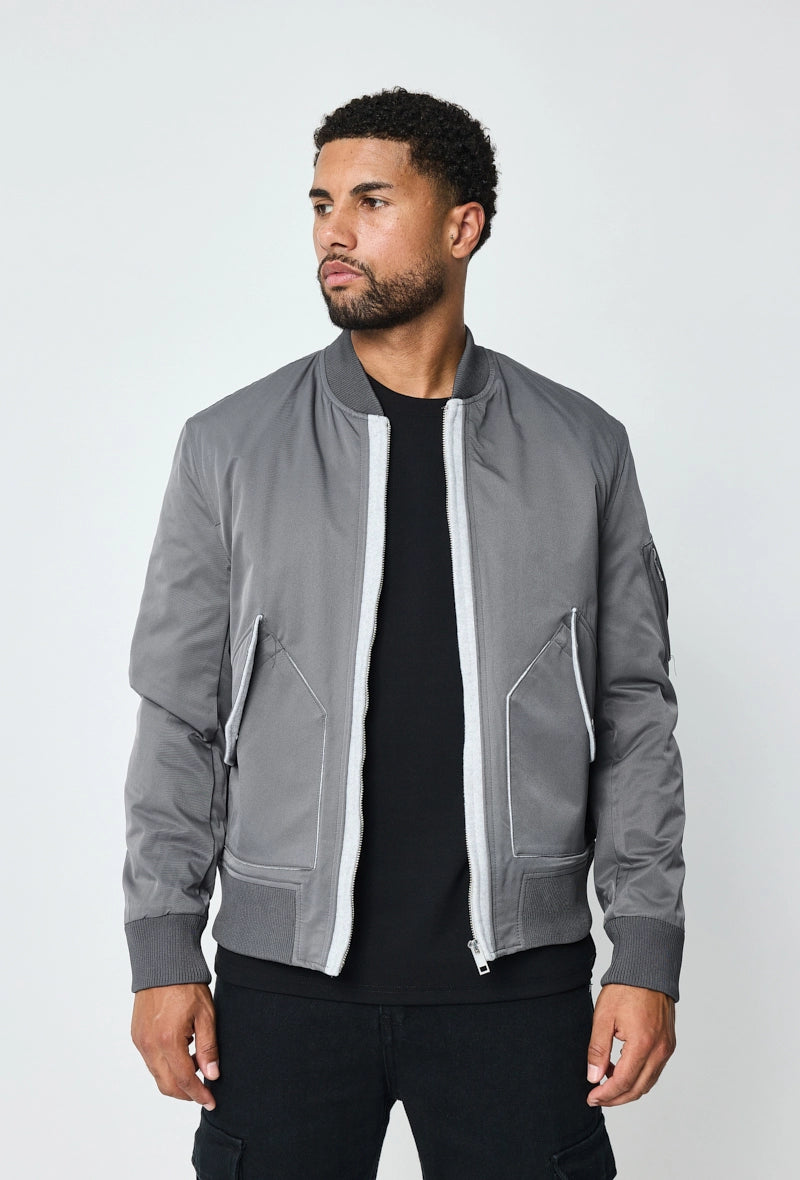 Veste style bombers à grandes poches latéral