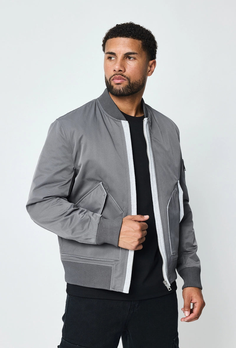 Veste style bombers à grandes poches latéral