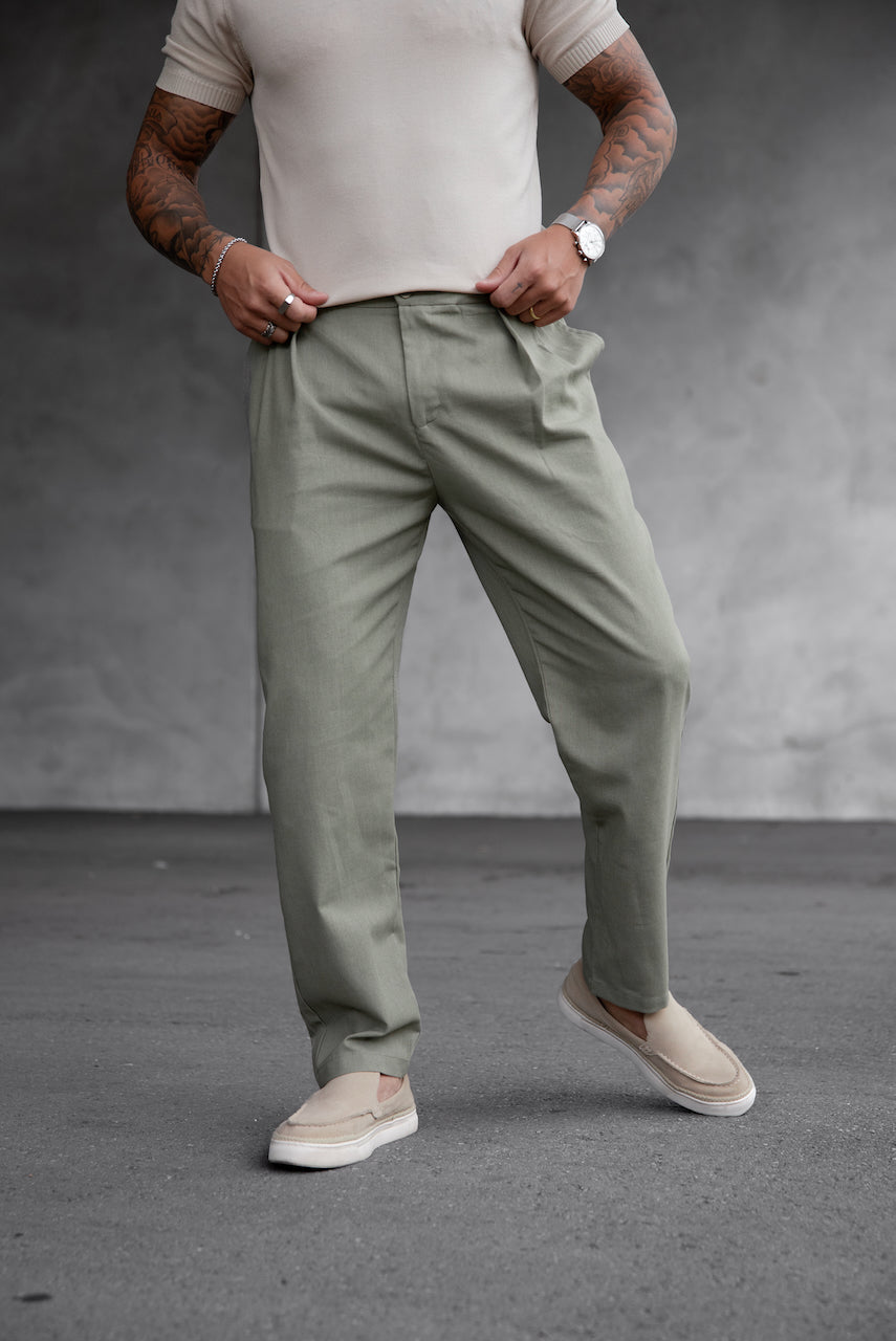 Pantalon tailleur contemporain